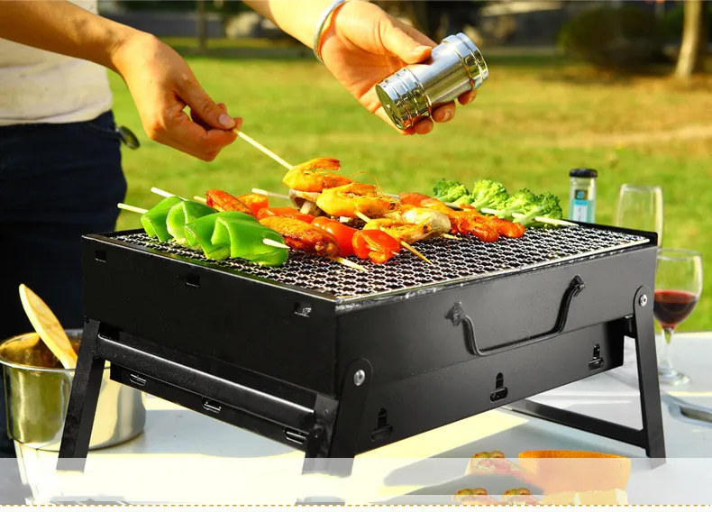 CampGlut Barbecue Großer Outdoor-Grill, tragbarer Holzkohlegrill, BBQ