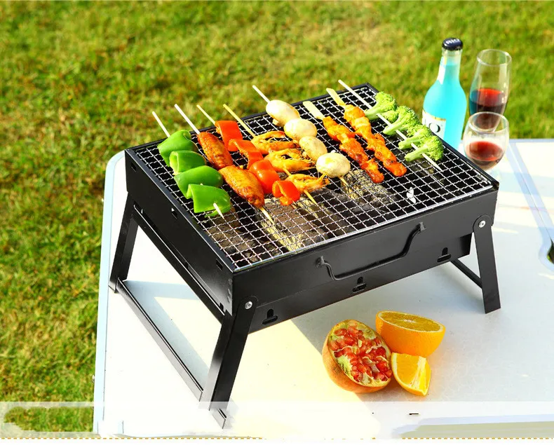 CampGlut Barbecue Großer Outdoor-Grill, tragbarer Holzkohlegrill, BBQ