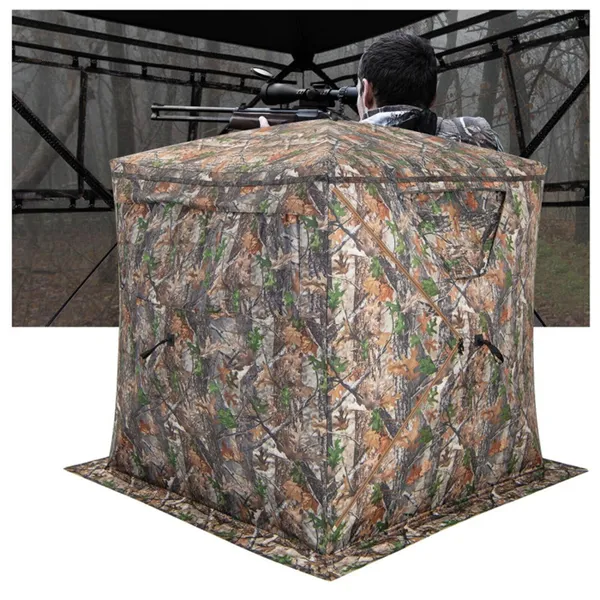CampGlut Tarnfarben-Pop-up-Zelt für die Jagd, getarnt im Wald.