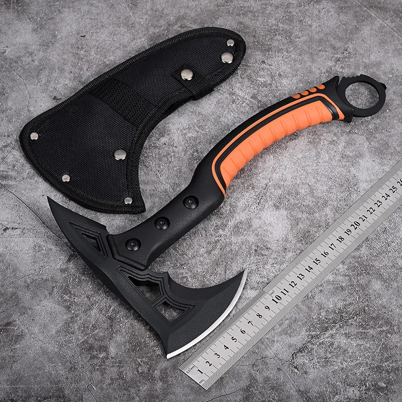 CampGlut Multi-Tool Axt für Outdoor-Camping und taktische Einsätze.
