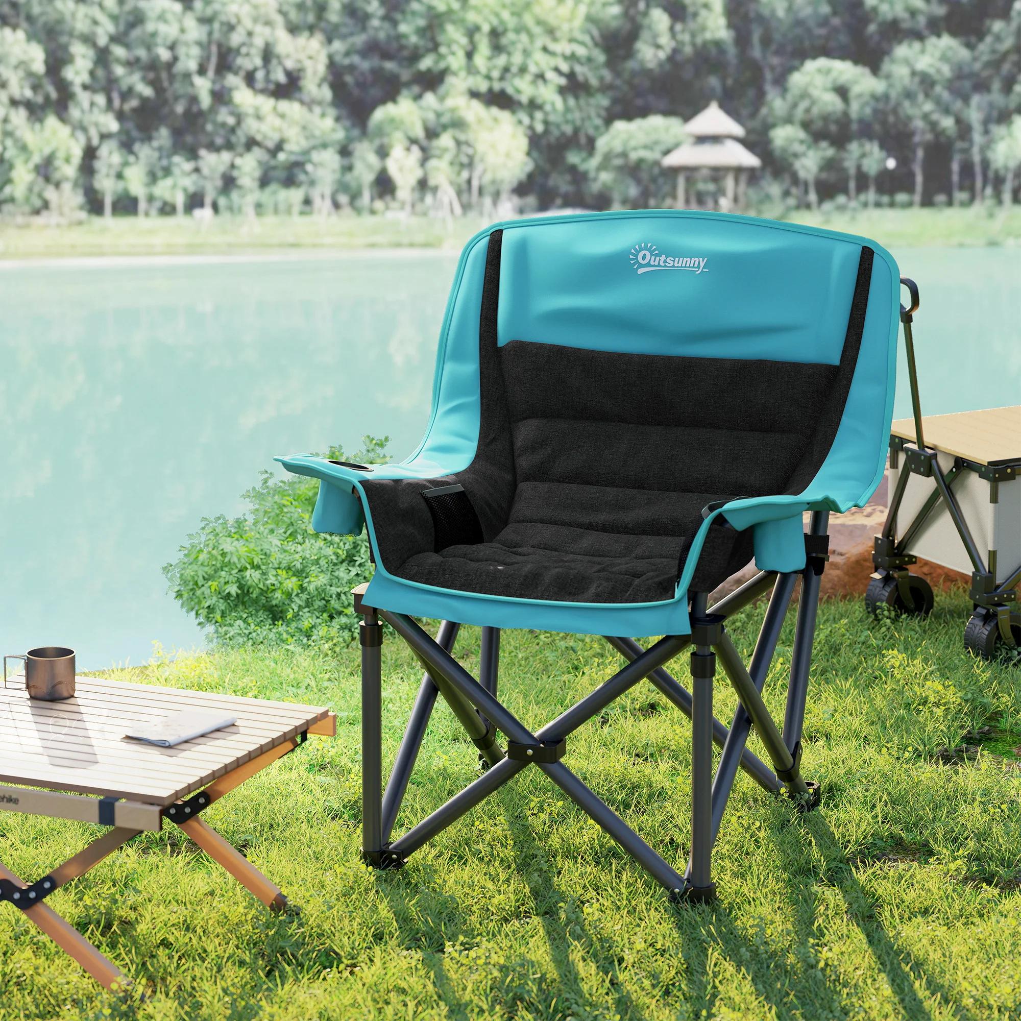 CampGlut klappbarer Campingstuhl mit Stauraum, perfekt für Outdoor-Abenteuer.