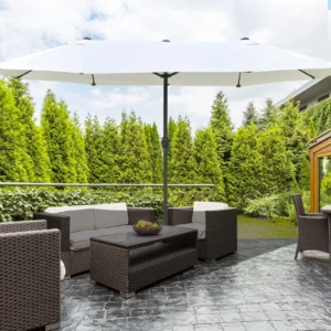 CampGlut 15ft rechteckiger Sonnenschirm mit Stahlrahmen beige.