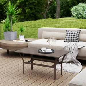 CampGlut brauner Gartentisch aus Metall mit Lamellenplatte Outdoor.