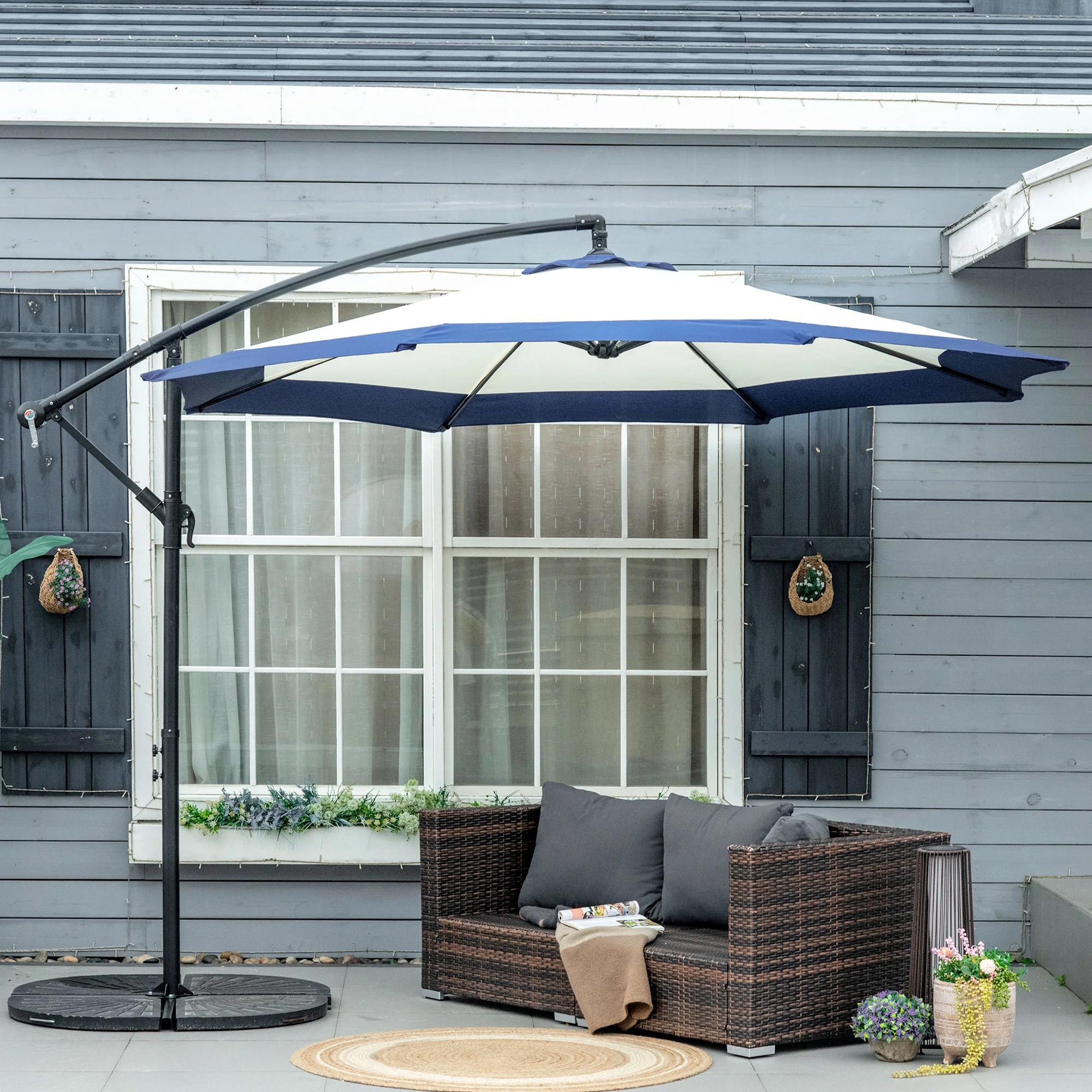 Sombrilla offset de 10 pies con manivela y base de cruz para terraza, jardín, piscina... – Image 7