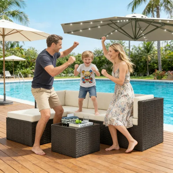 CampGlut Terrassenmöbel-Set, Seitentisch mit Ablagefläche für Getränke.