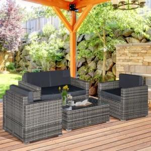 CampGlut schwarzes Polyrattan-Gartenmöbel-Set mit Kissen.