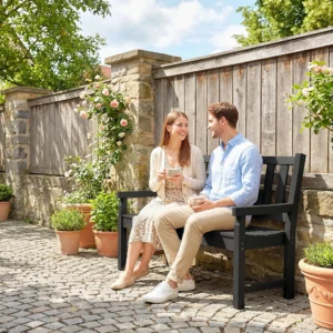CampGlut 2-Person Garden Bank in Outdoor-Umgebung.