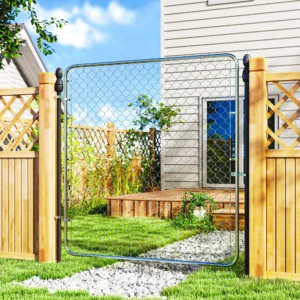 CampGlut Gartenzaun aus Maschendraht mit stabilem Tor.