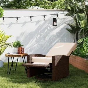 CampGlut Outdoor-Korb-Sessel mit Schwenkfunktion und Fußstütze zum Relaxen.